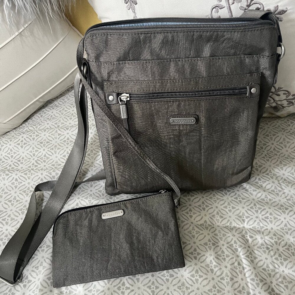 Baggallini Crossbody Purse Go Bagg With RFID Phone Wristlet Grey